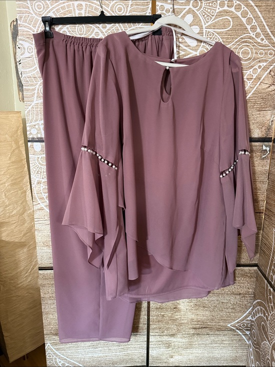 Le Bos Pants - Womens Mauve Bell-Sleeve Chiffon 2 piece set - Elegant Evening
